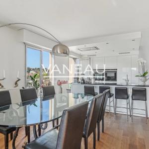 Suresnes/Mairie -Appartement dernier étage avec terrasse et balc