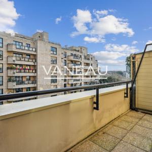 Levallois-Perret - Appartement en parfait état avec balcon