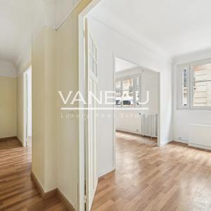 Paris XV - Boucicaut - Convention : Appartement trois pièces en 