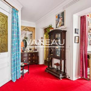 PARIS XVe Commerce - Appartement d'exception quatre pièces avec 