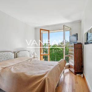 antony - étage élevé - terrasse- vue parc