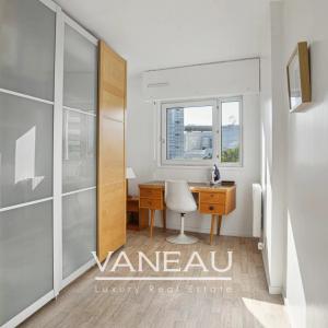 Mirabeau/Javel - 4 pièces avec balcon, 3 chambres