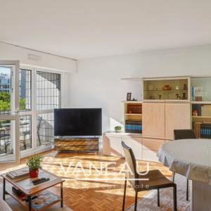 Mirabeau/Javel - 4 pièces avec balcon, 3 chambres