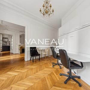 PARIS VIIIe - Appartement familial et de réception