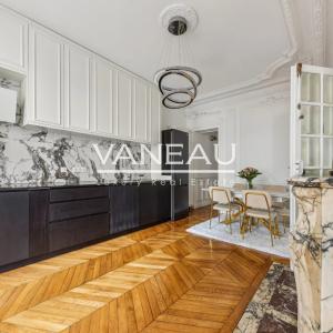PARIS VIIIe - Appartement familial et de réception