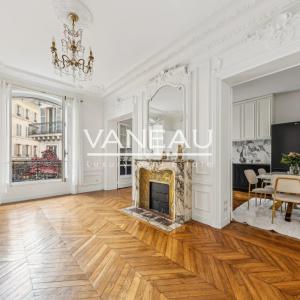 PARIS VIIIe - Appartement familial et de réception