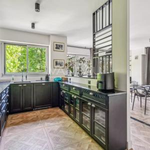 Paris XVIe- Villa Dupont - Familial avec extérieur