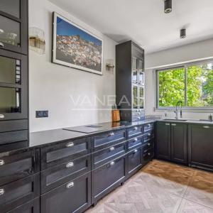 Paris XVIe- Villa Dupont - Familial avec extérieur