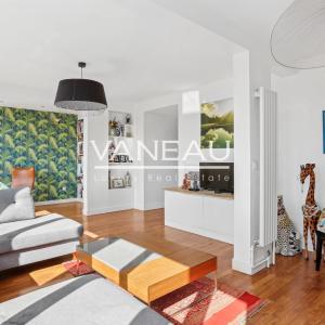 Appartement familial en dernier étage avec quatre chambres