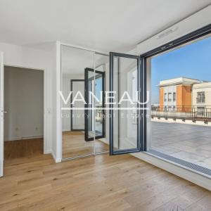 Appartement avec terrasses au dernier étage