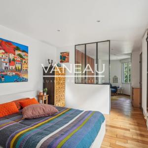 Maison d'architecte sur terrain arboré