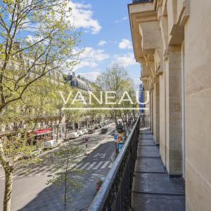 Boulevard Saint Germain / rue de Seine