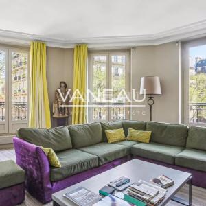 Boulevard Saint Germain / rue de Seine