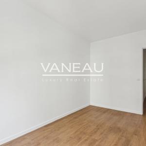 Paris XVe - BIR-HAKEIM - Appartement familial sur jardin
