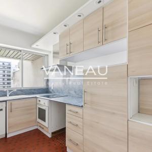 Paris XVe - BIR-HAKEIM - Appartement familial sur jardin
