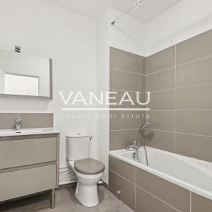Paris XVe - BIR-HAKEIM - Appartement familial sur jardin