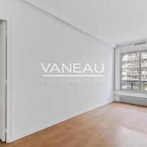 Paris XVe - BIR-HAKEIM - Appartement familial sur jardin