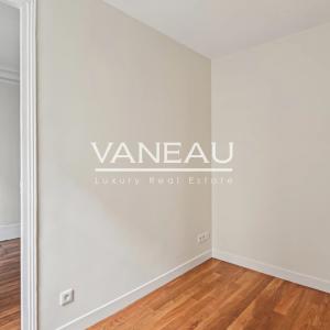 Paris Xe - Charmant appartement de trois pièces clef en main -