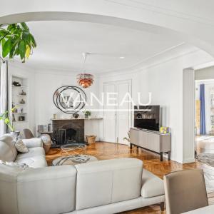 Paris Xème - Bel appartement familial de quatre pièces en parfai