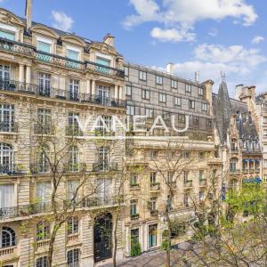 PARIS XVIe - Victor Hugo - Trocadéro
