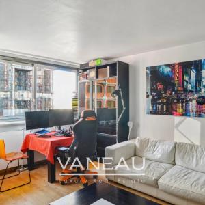 Paris XVe Vue Seine - Charles Michels 2 pièces