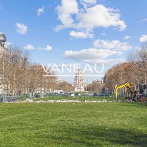 Exclusivité – Paris XVème nord – Deux pièces à rénover – Lumineu