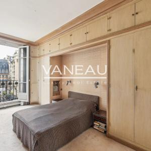 Paris XVI Nord - 197m2 - Beau familial étage élevé, vue dégagée.