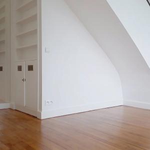 Paris VIII - Bel appartement en duplex avec balcon - rue Clément