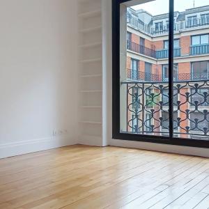 Paris VIII - Bel appartement familial avec 3 chambres - rue Clém