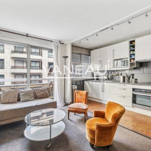 Paris XVe - Montparnasse - Appartement deux pièces avec balcon