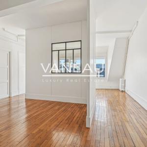 Paris XVe - Sèvres Lecourbe - Appartement lumineux en étage élev