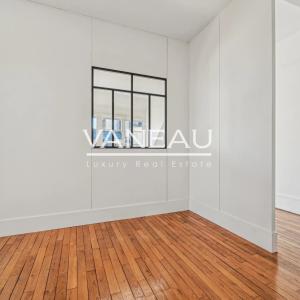 Paris XVe - Sèvres Lecourbe - Appartement lumineux en étage élev