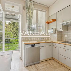 Issy-Les-Moulineaux - Maison familiale avec jardin arboré