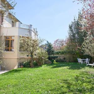 Sceaux- Maison dans le parc de Sceaux
