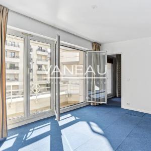 DEUX PIECES AVEC BALCON