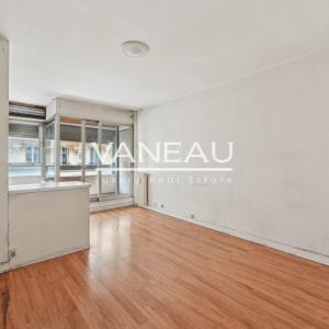 Paris XVIe - Muette - studio avec balcon à rénover