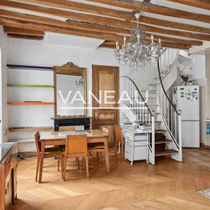 Paris IIIe - Place des Vosges - Duplex 2 chambres Calme Lumineux