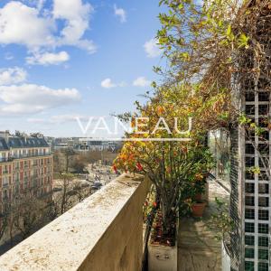 Paris XIVe – dernier étage avec terrasse panoramique