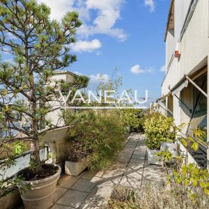 Paris XIVe – dernier étage avec terrasse panoramique