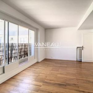 Paris XIVe - studio lumineux avec balcon et vue dégagée