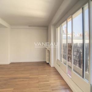 Paris XIVe - studio lumineux avec balcon et vue dégagée