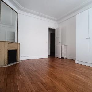 Paris VIII - deux pièces - Clément Marot