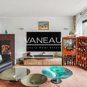 Paris XVIIe - Appartement familial avec terrasse, vue dégagée.