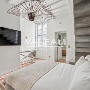 Paris VIe - Odéon - Luxueux pied-à-terre intégralement rénové au