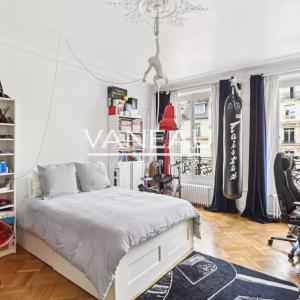 APPARTEMENT FAMILIAL ET DE RECEPTION