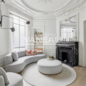 PARIS VIIIe - Triangle d'Or - Magnifique appartement familial et