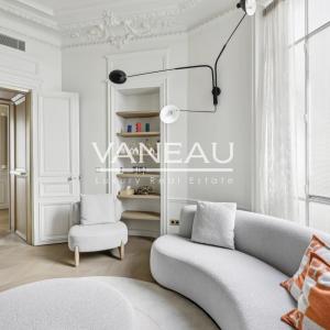 PARIS VIIIe - Triangle d'Or - Magnifique appartement familial et