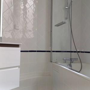 Paris XVII - deux pièces - une chambre - 1er étage sans ascenseu