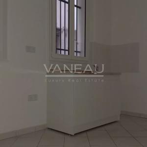 Paris XVII - deux pièces - une chambre - 1er étage sans ascenseu