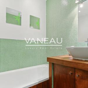Appartement familial en dernier étage avec quatre chambres